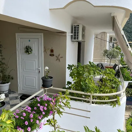 Elenas Apartments Plataria Exterior photo